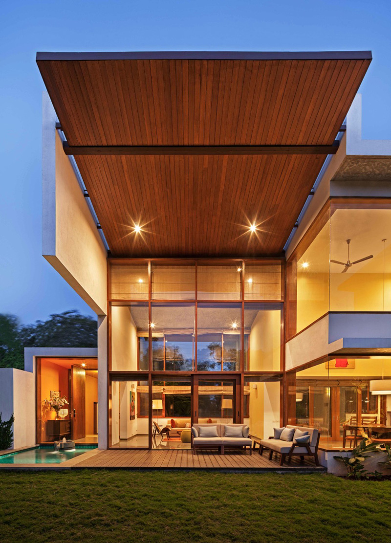 L-Plan House By Khosla Associates