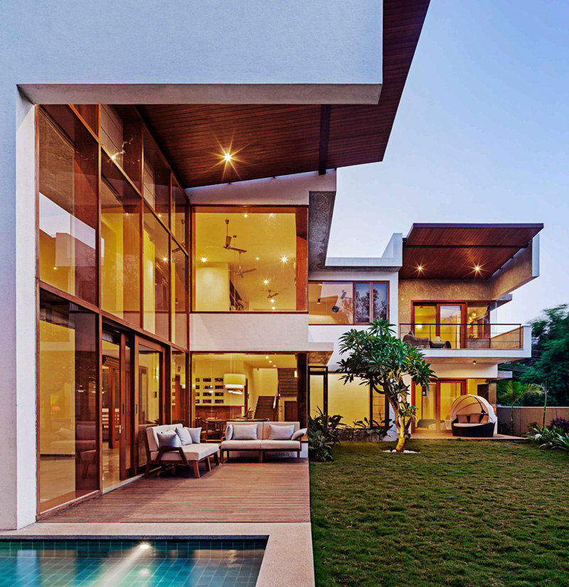 L-Plan House By Khosla Associates