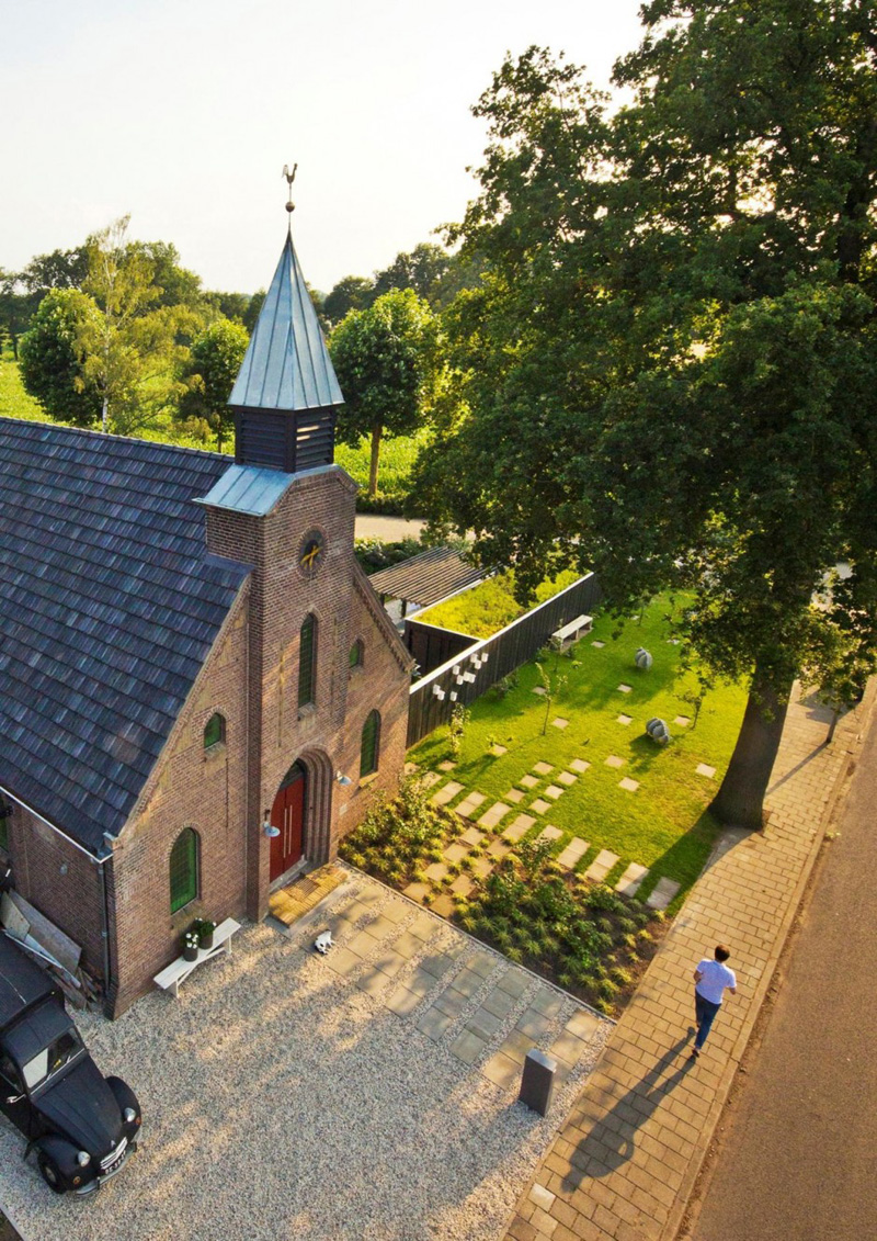 God’s Loftstory by Leijh, Kappelhof, Seckel, van den Dobbelsteen Architects