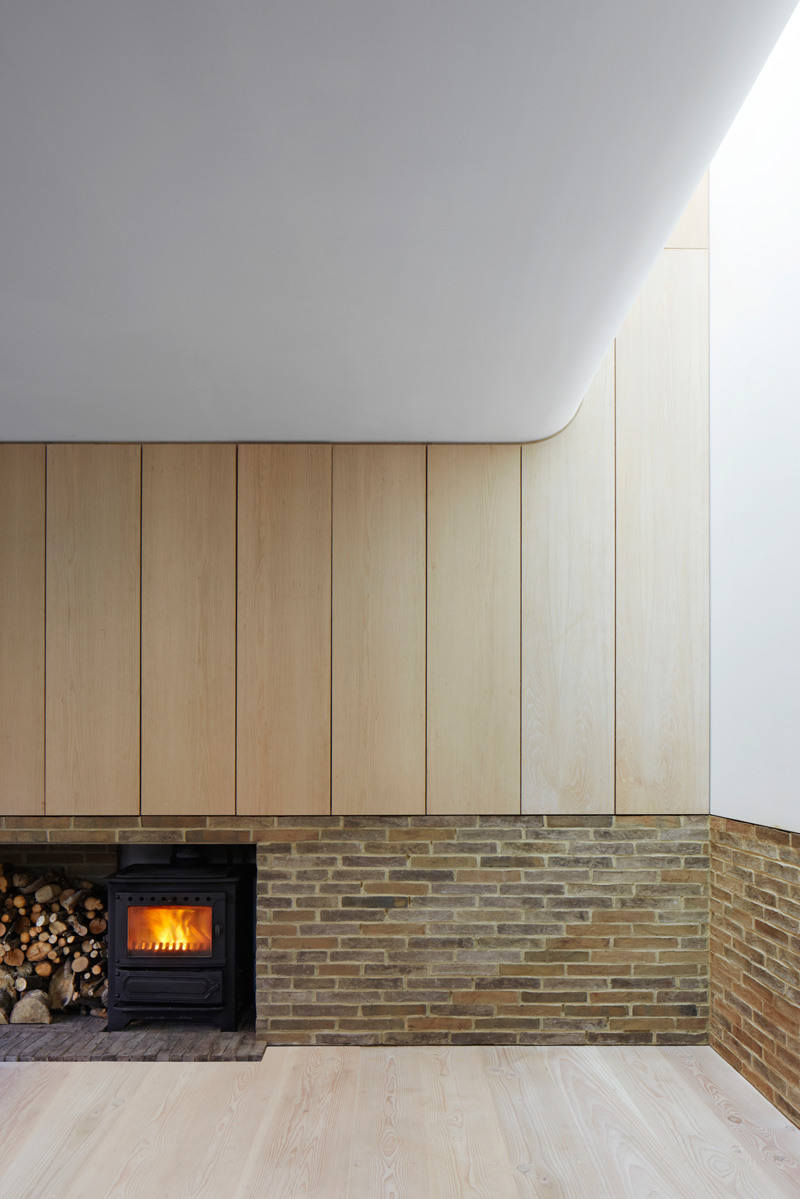 Kew House by Piercy & Co