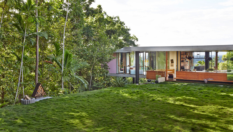 Planchonella House By Jesse Bennett & Anne-Marie Campagnolo