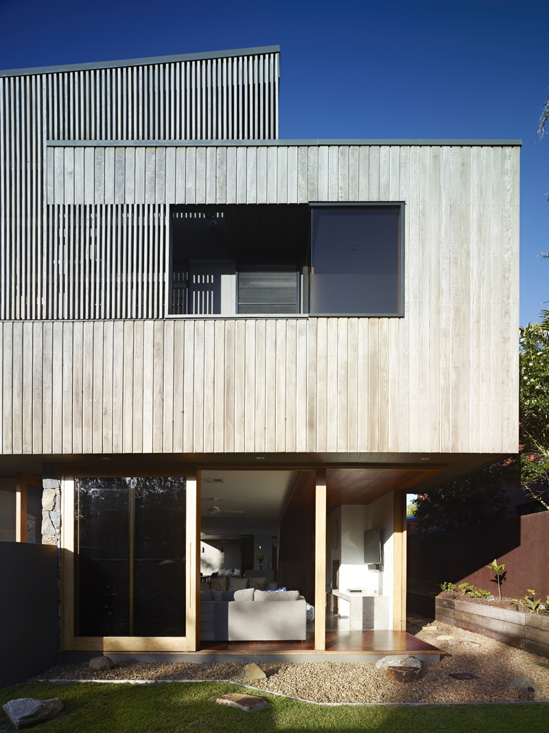 Sunshine Beach House By Shaun Lockyer Architects