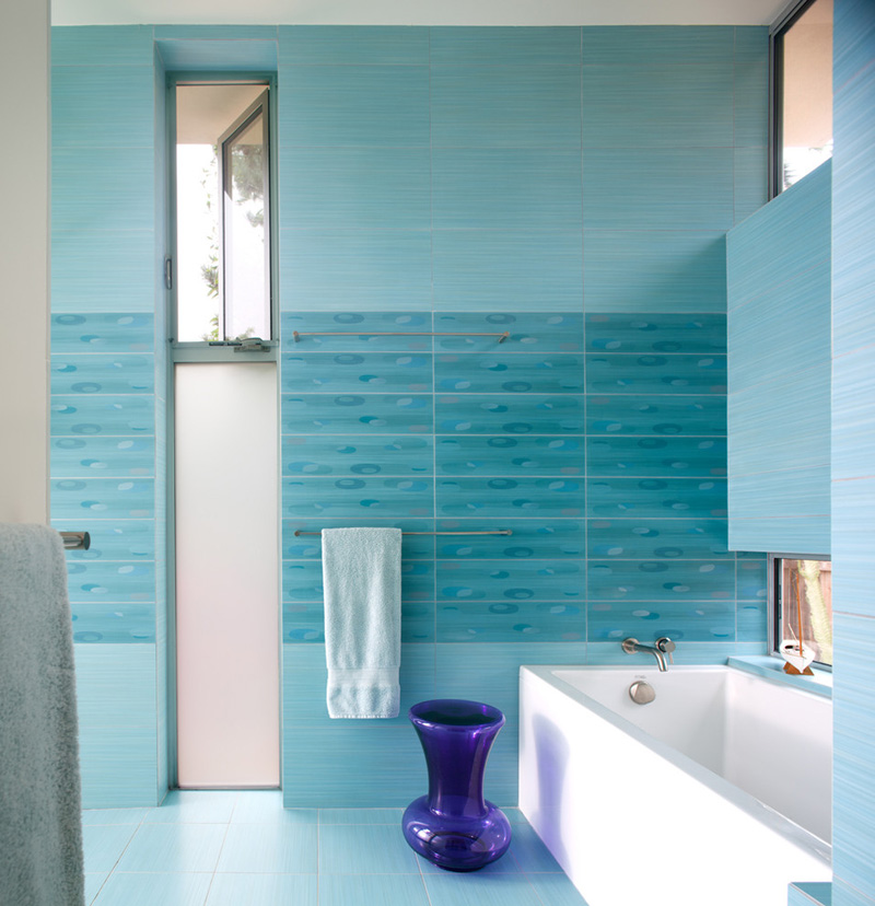 Bathrooms With Blue Tiles