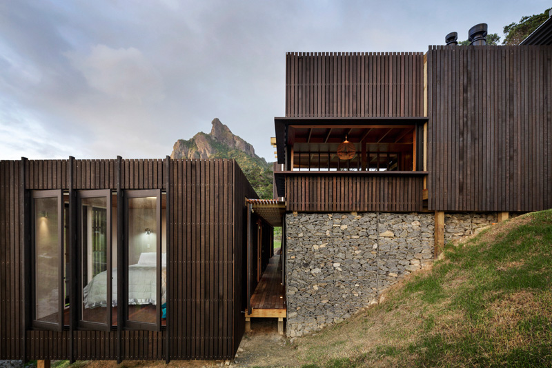 Castle Rock Beach House By Herbst Architects