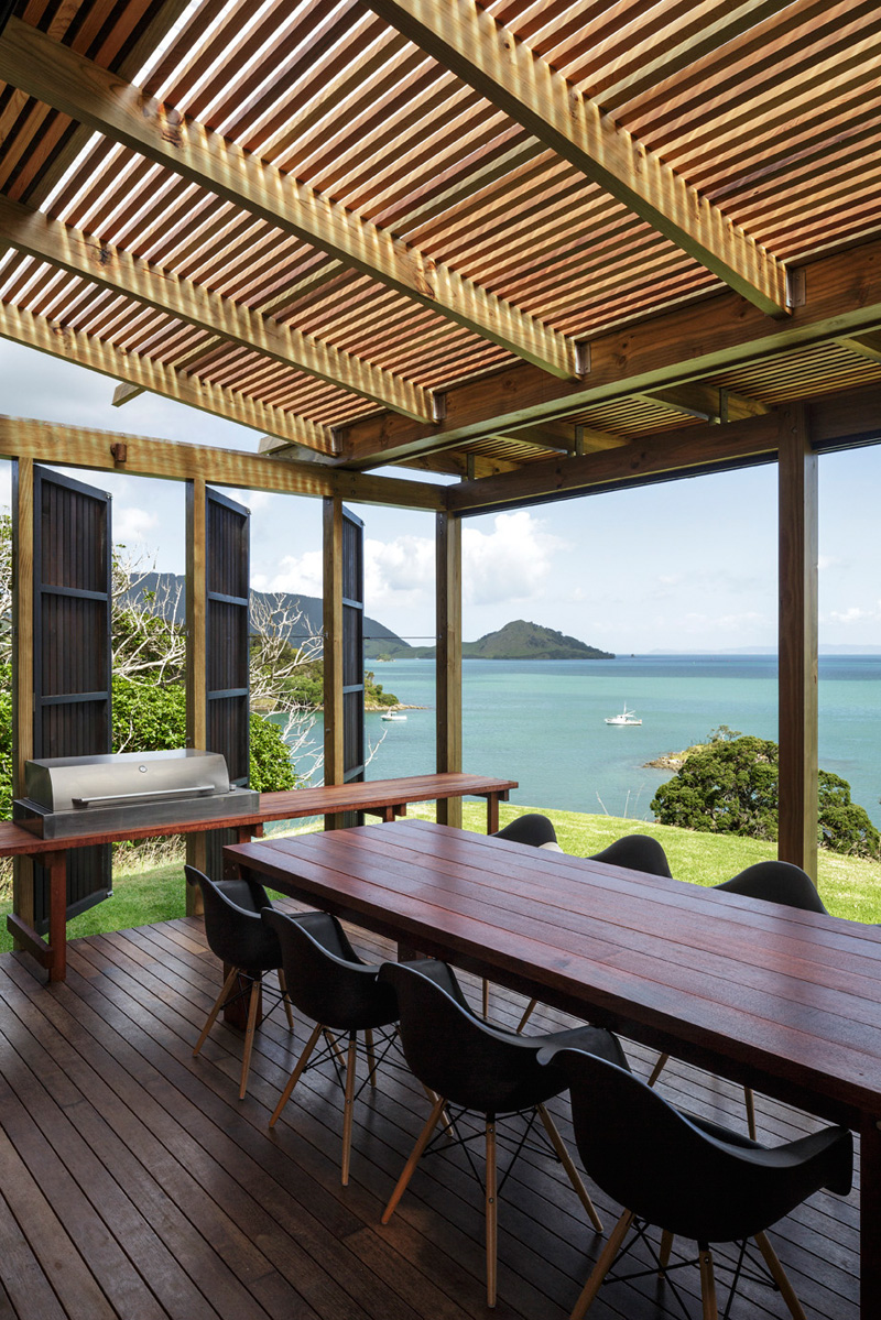 Castle Rock Beach House By Herbst Architects