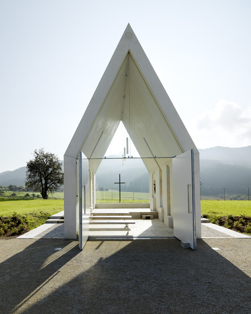 Maria Magdalena Chapel By Sacher.Lociciero.Architectes