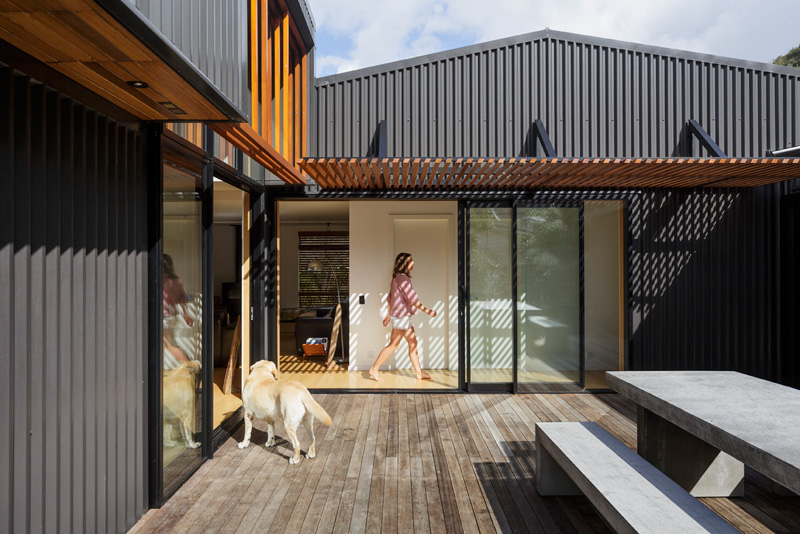 offSET Shed House By Irving Smith Architects