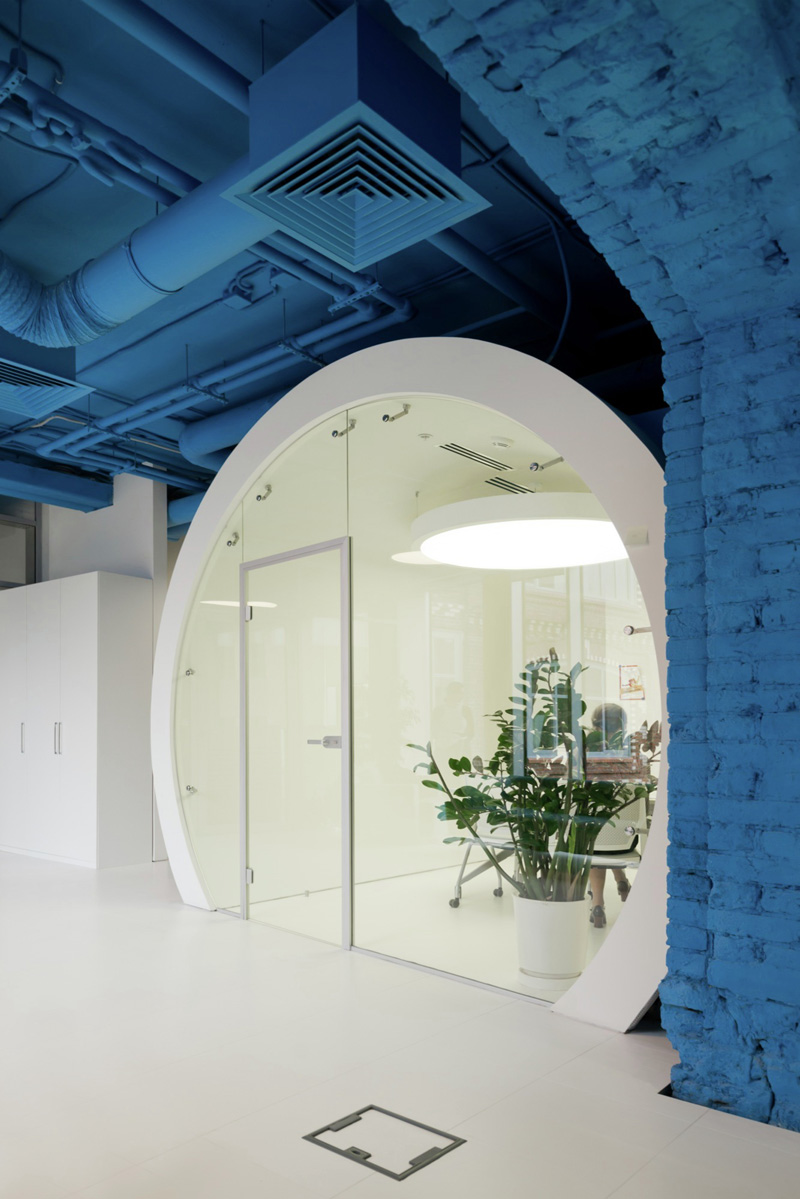 OPTIMEDIA Media Agency Office by Nefa Architects