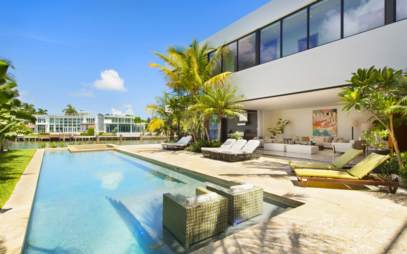 House In Miami Beach By Bosch Construction