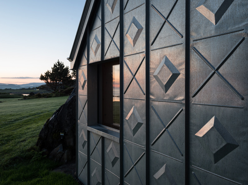 Midden Studio By Studio Weave