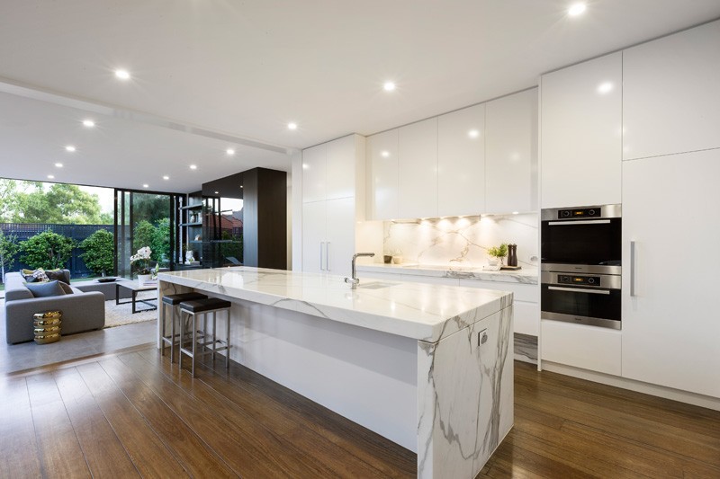 13 Examples Of White Kitchens