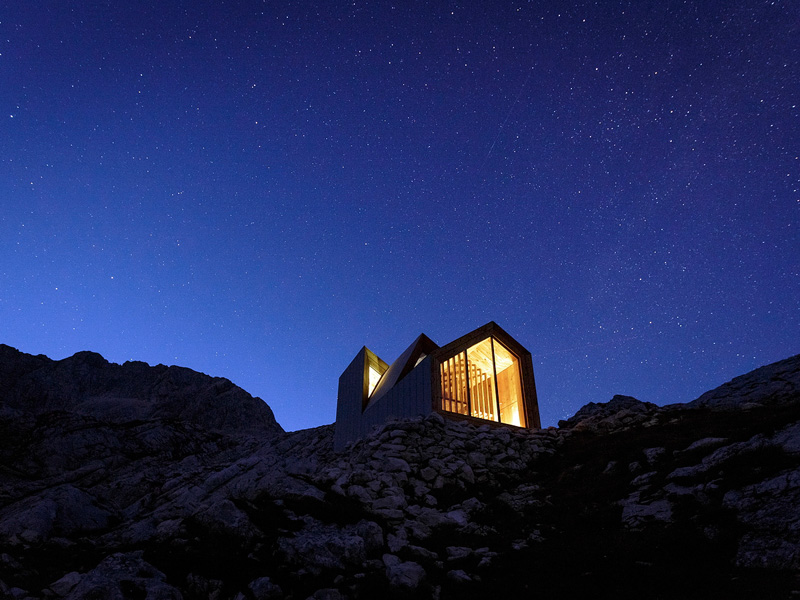 Alpine Shelter Skuta by OFIS architects and AKT II