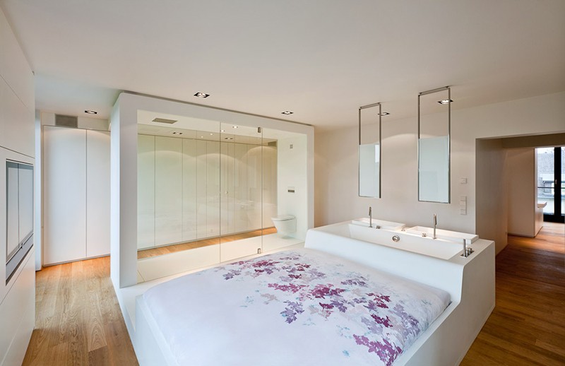 Vote Now - What Do You Think Of Bathtubs In Bedrooms?