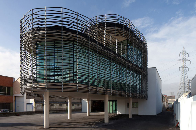 This Building In Spain Is Covered In Intertwined Pipes