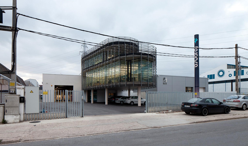 This Building In Spain Is Covered In Intertwined Pipes