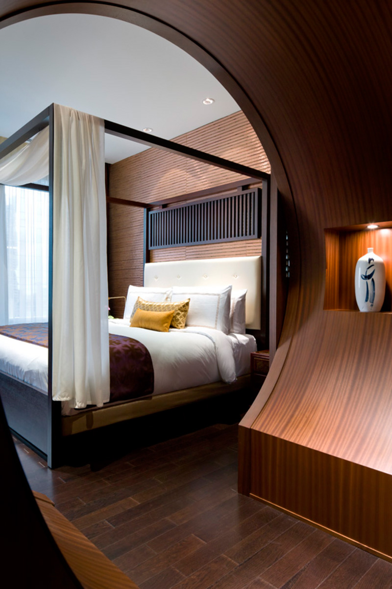 This Hotel Suite At The Shangri-La In Toronto Has A Moon Gate