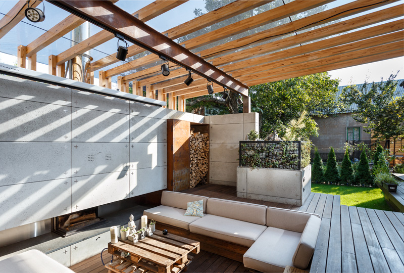 Outdoor Lounge Area by SVOYA Studio