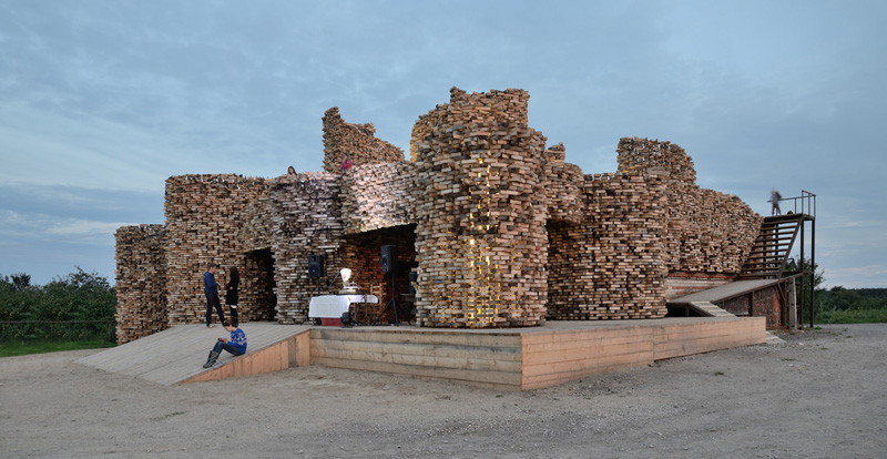 SELPO Pavilion By Nikolay Polissky