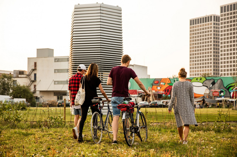 Daan Roosegaarde Creates The Largest Smog Vacuum Cleaner In The World