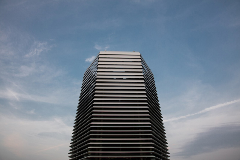 Daan Roosegaarde Creates The Largest Smog Vacuum Cleaner In The World