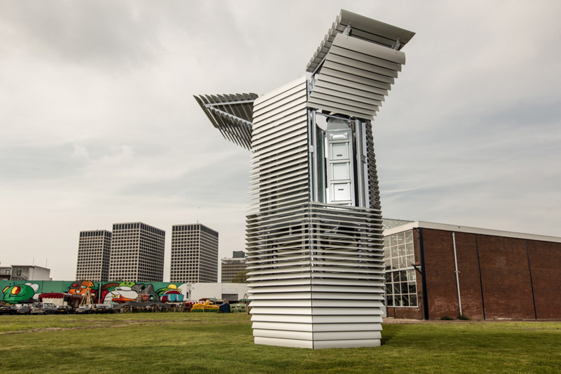 Daan Roosegaarde Creates The Largest Smog Vacuum Cleaner In The World