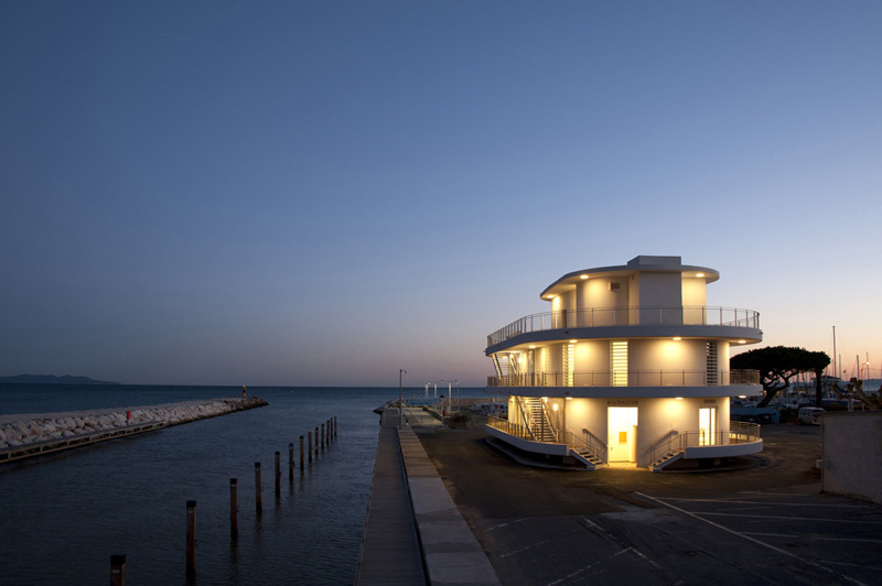 Harbour Master's Office by PietriArchitectes