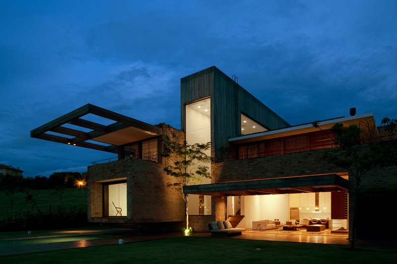 Casa MP by Studio Arthur Casas