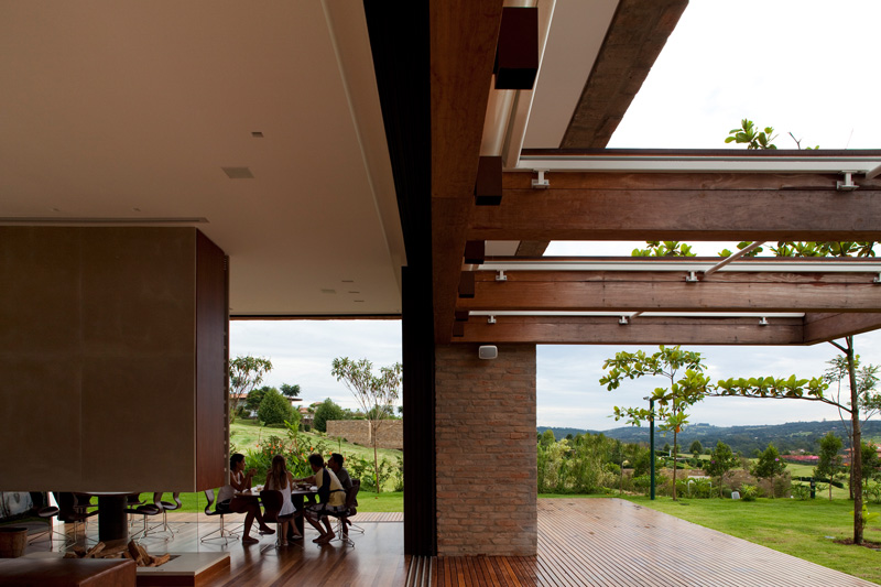 Casa MP by Studio Arthur Casas