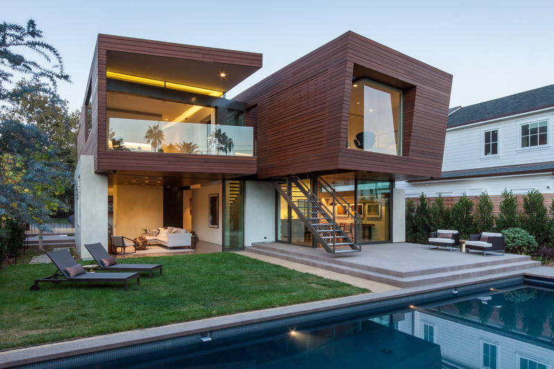 Contemporary house in Santa Monica, California, designed by Kovac Design Studio