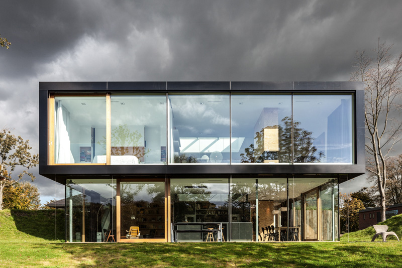 VILLA V by Paul de Ruiter Architects and i29 interior architects