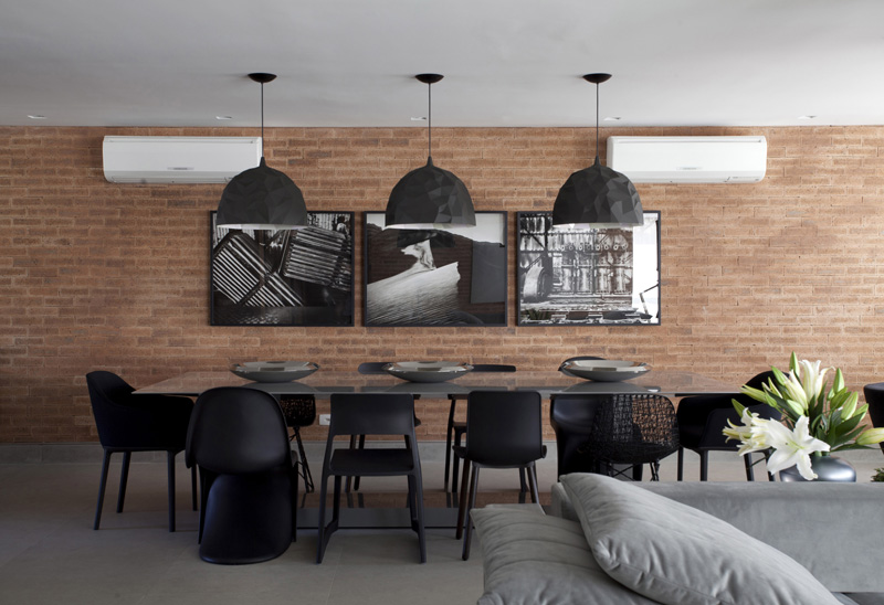 Apartment in Sao Paulo, Brazil, designed by Marcelo Rosset Arquitetura