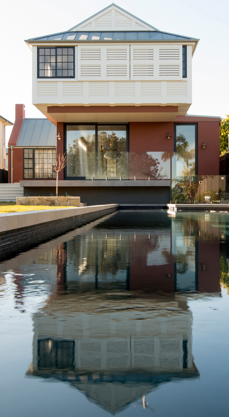 The Balancing Home by Luigi Rosselli Architects