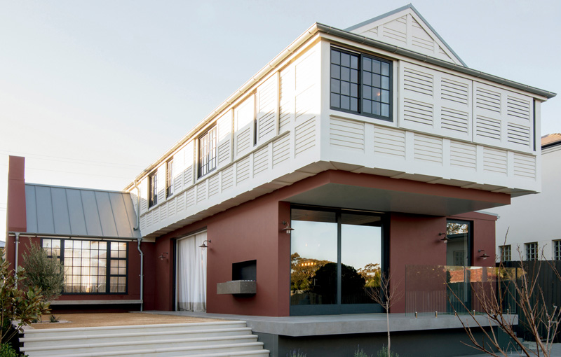 The Balancing Home by Luigi Rosselli Architects