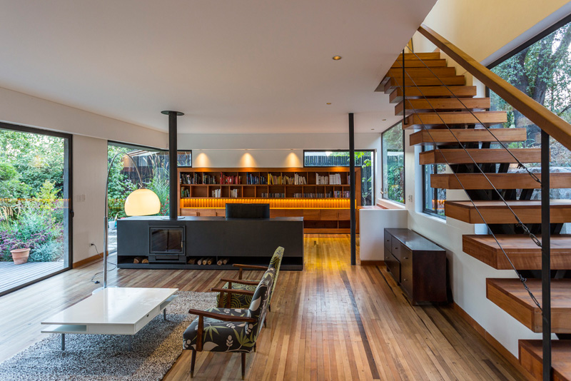 Lo Curro House by Nicolas Loi