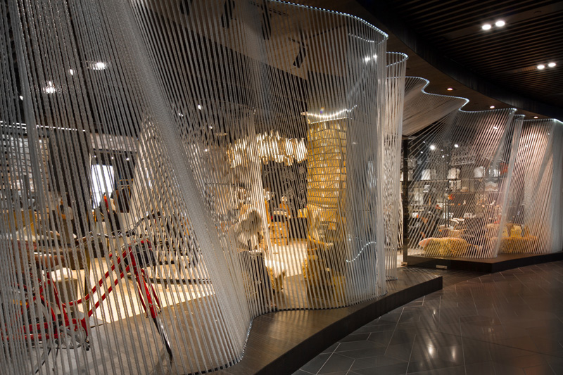 Yellow Earth's Flagship Store by TANDEM design studio