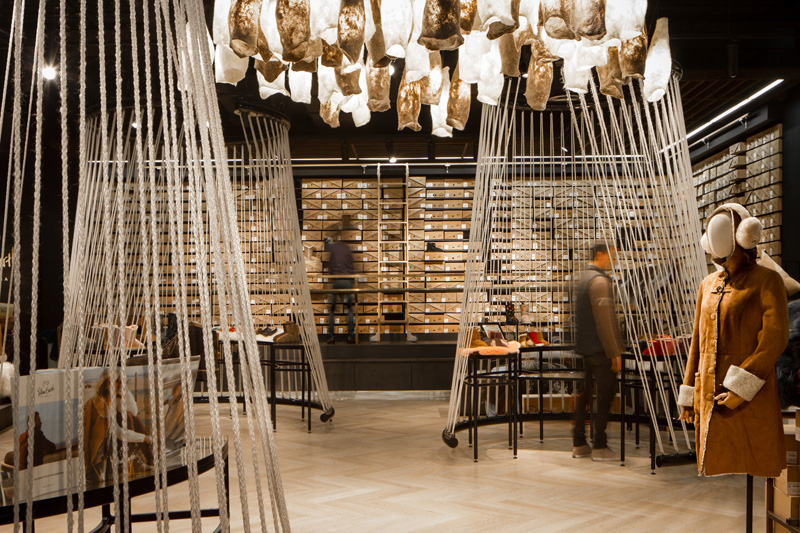 Yellow Earth's Flagship Store by TANDEM design studio