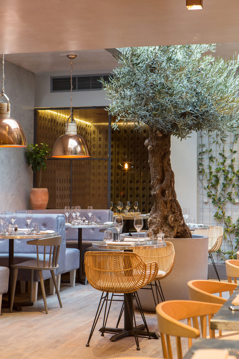 Bandol Restaurant by Kinnersley Kent Design