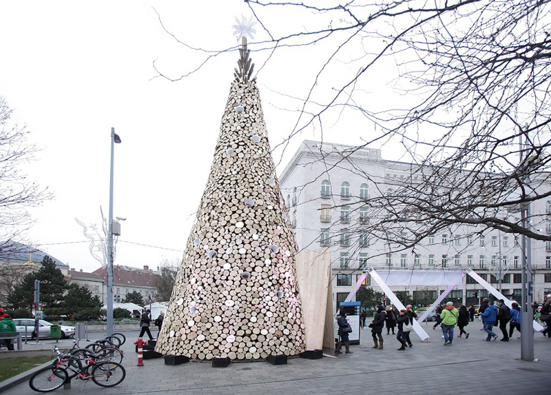 Giant Christmas Trees Have Sprouted Up In Budapest, London And Manchester