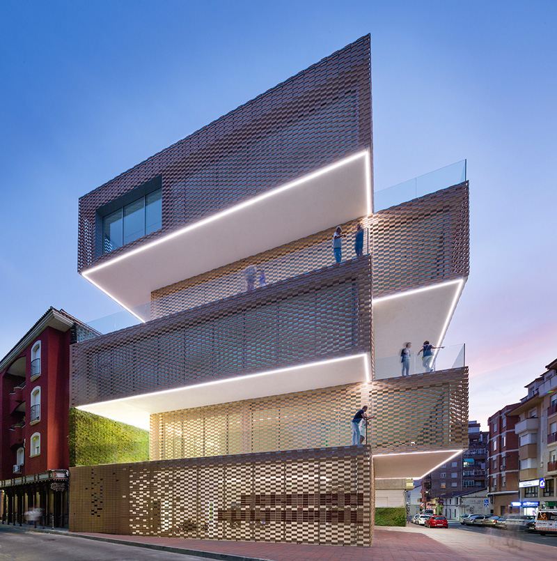 La Gota Cultural Center and Tobacco Museum by Losada Garcia Architects