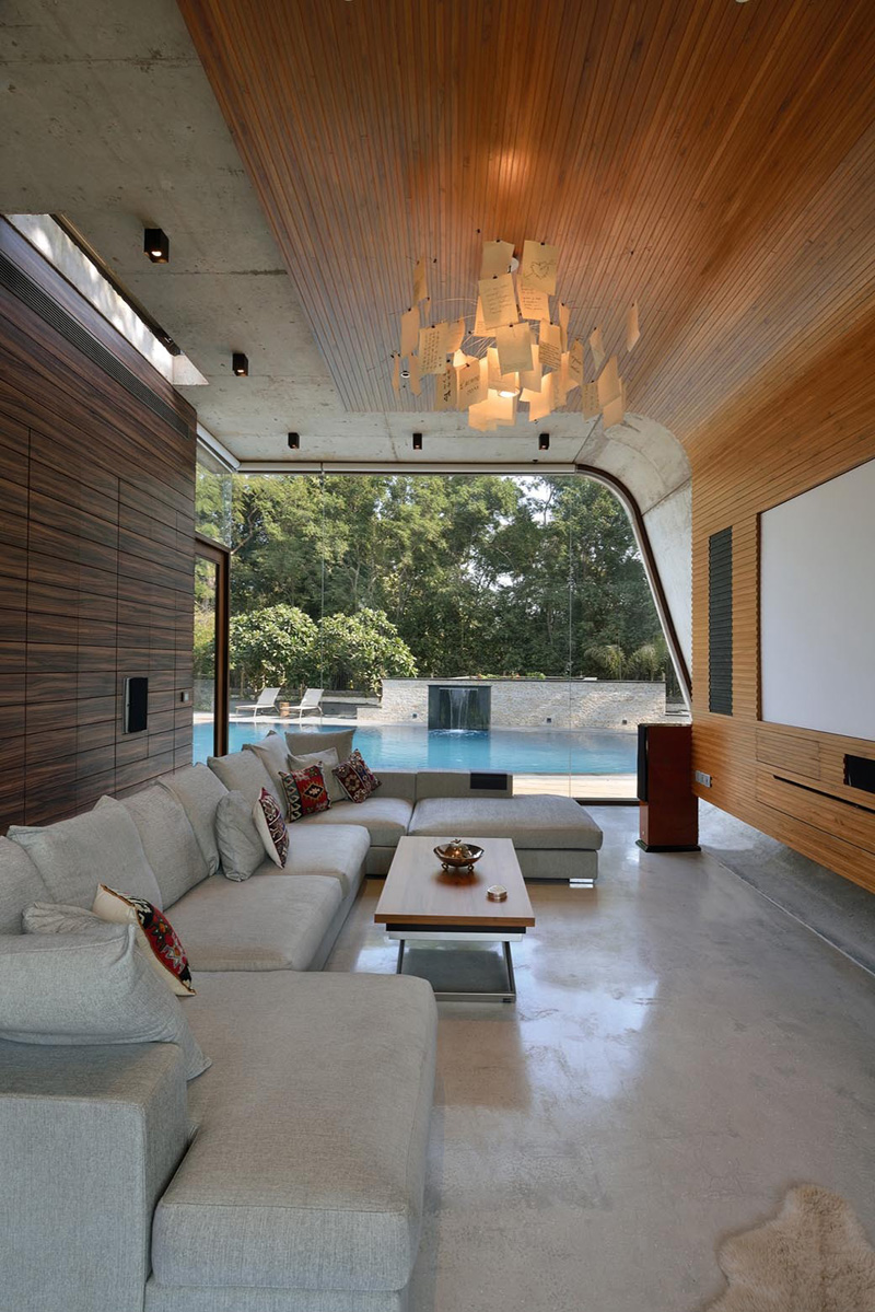 Pool House by 42mm Architecture