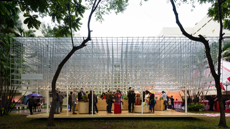 Vietnamese Food Pavilion by MIA Design Studio