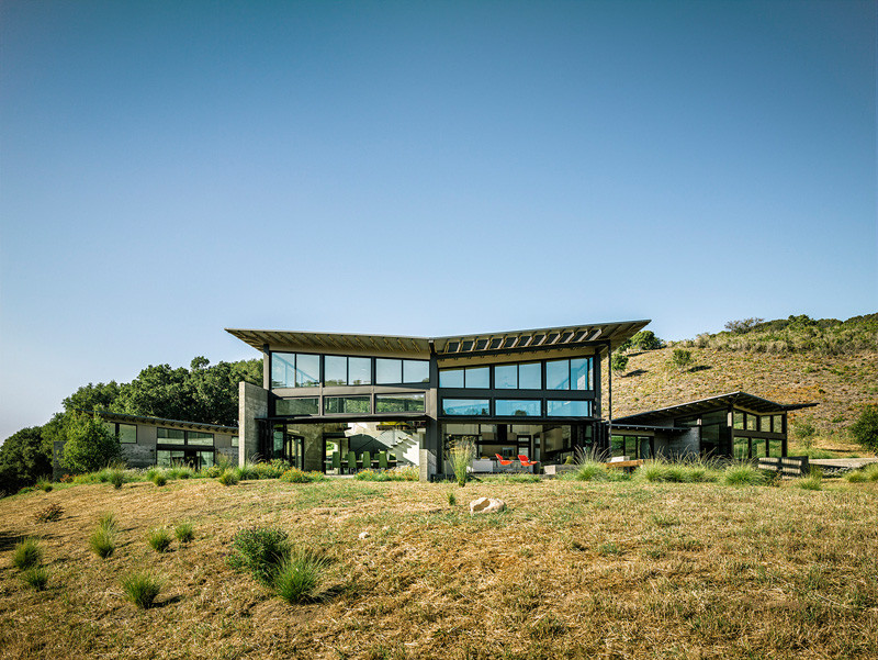 Butterfly House by Feldman Architecture