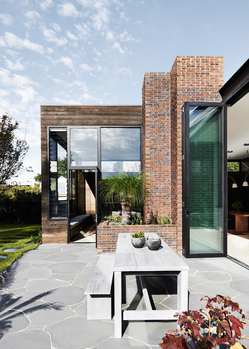 Malvern House by Robson Rak Architects & Interior Designers