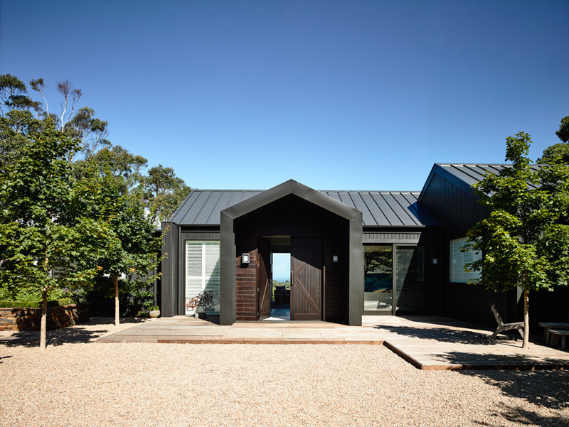 Flinders House Renovation by Canny Architecture