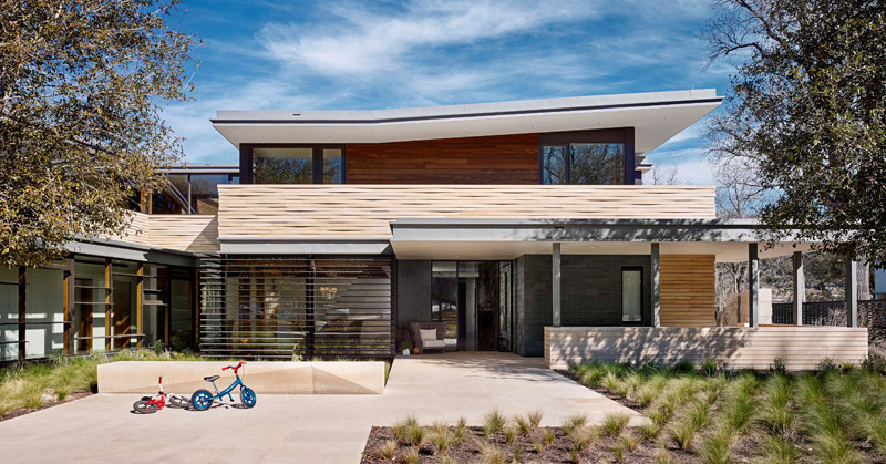 Lake Austin House by Aamodt / Plumb Architects