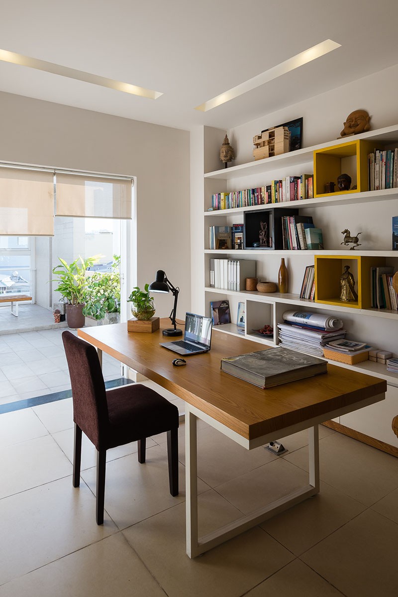 Design Detail - Break up plain shelving with feature boxes