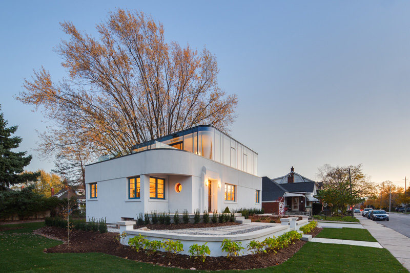 This 1930s Streamline Moderne House Got A Contemporary Renovation And Addition