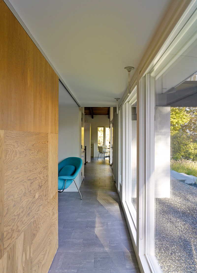 Before & After - Paradise Lane Renovation by Billinkoff Architecture