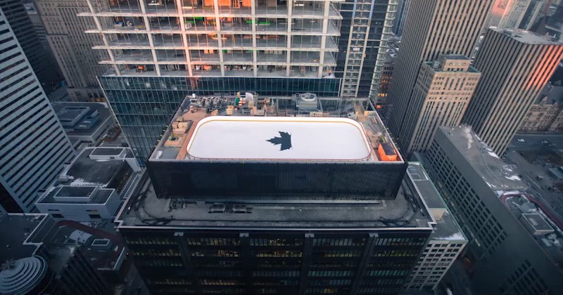 A rooftop ice rink has just been installed atop a 32 storey building in Toronto