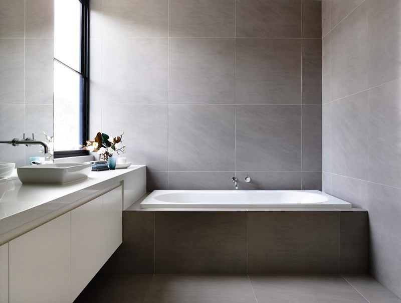 10 Inspirational Photos For Lovers Of Grey & White Bathrooms